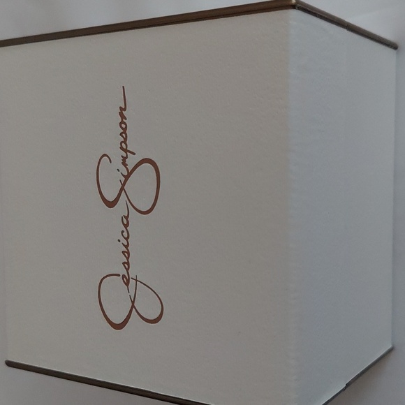 BRAND NEW Jessica Simpson Crystal-Accented Watch and Feather Bangle Set - Silver - Picture 4 of 6